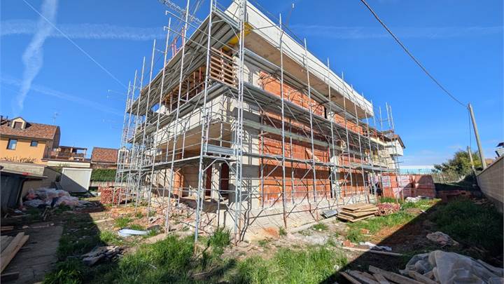 Villa centrale di nuova costruzione